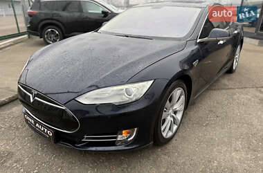 Tesla Model S  2013
