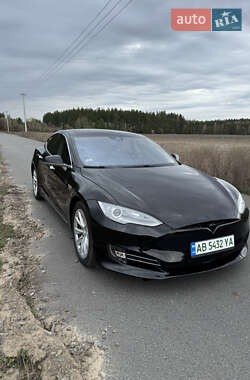 Tesla Model S  2016