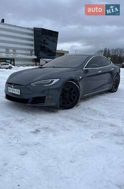 Tesla Model S  2017