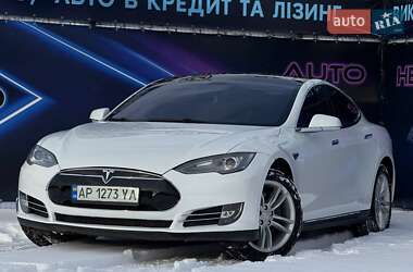 Tesla Model S 2013