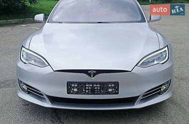 Tesla Model S  2017