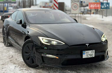 Tesla Model S  2022
