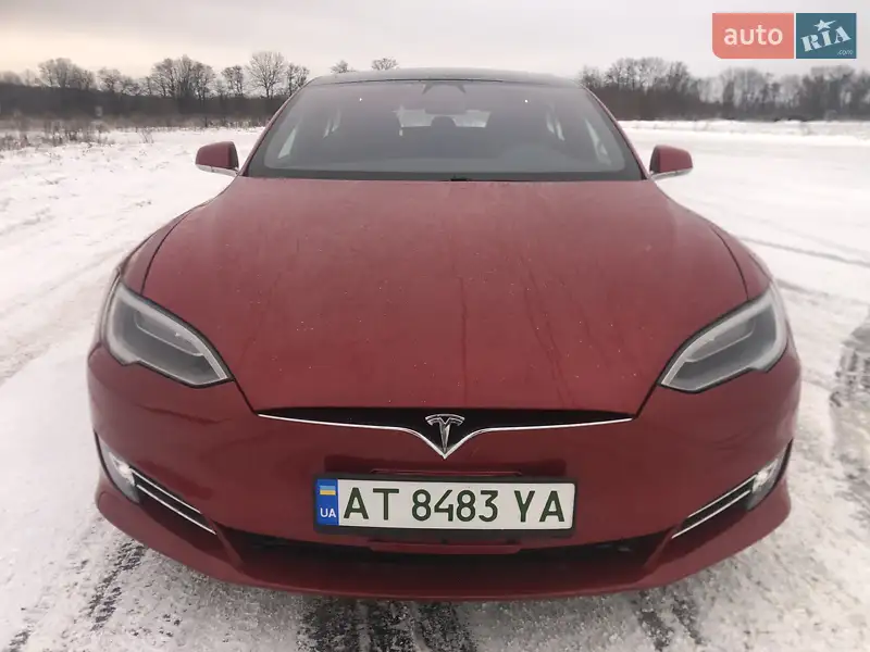 Tesla Model S 2018