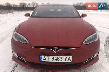 Tesla Model S 2018