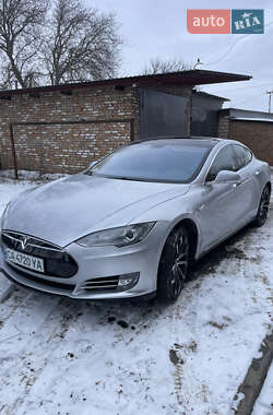Tesla Model S  2013