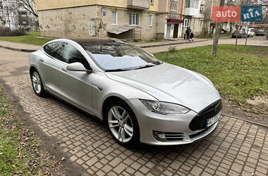 Tesla Model S  2014