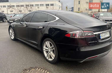 Tesla Model S  2013