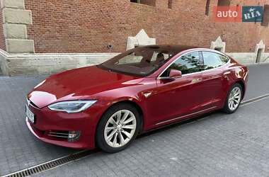 Tesla Model S  2016