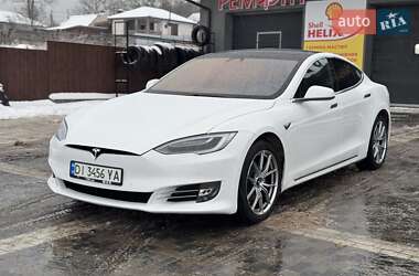 Tesla Model S 2016