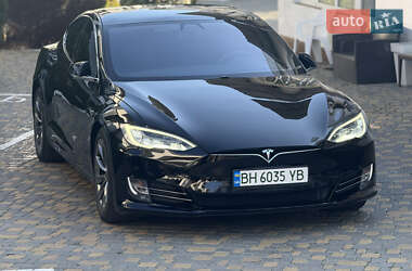 Tesla Model S 2020