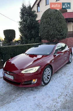 Tesla Model S  2016