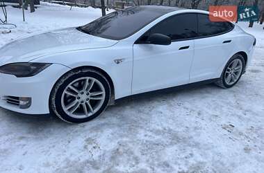 Tesla Model S  2014