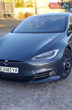 Лифтбек Tesla Model S 2016 в Вознесенске