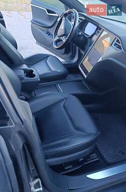 Лифтбек Tesla Model S 2016 в Вознесенске