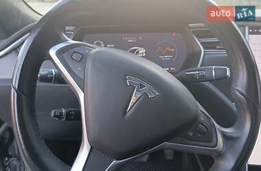 Лифтбек Tesla Model S 2016 в Вознесенске