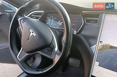 Лифтбек Tesla Model S 2016 в Вознесенске