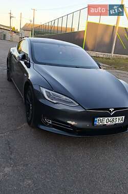 Лифтбек Tesla Model S 2016 в Вознесенске