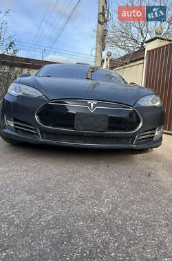 Tesla Model S  2013
