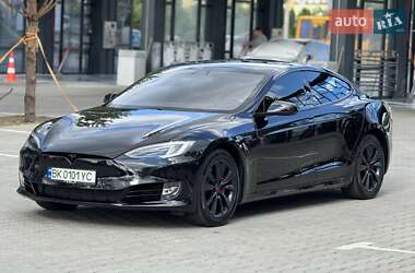 Tesla Model S  2018