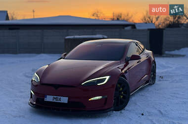 Tesla Model S  2022