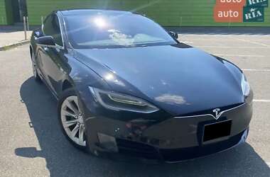 Tesla Model S 2016