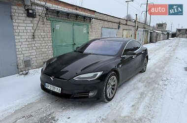 Tesla Model S  2017