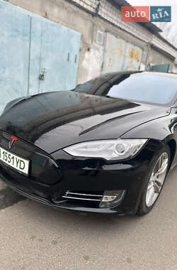 Tesla Model S 2013