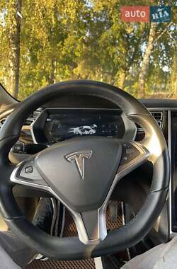 Ліфтбек Tesla Model S 2016 в Луцьку