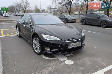 Tesla Model S  2014