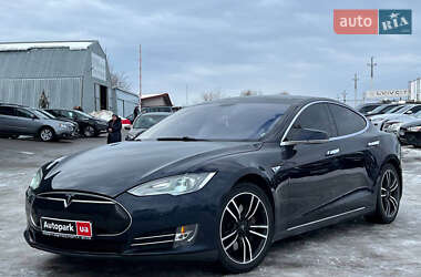 Tesla Model S  2014