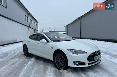 Tesla Model S  2014