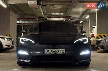 Tesla Model S 2023