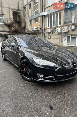 Tesla Model S  2014