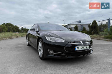 Tesla Model S  2013