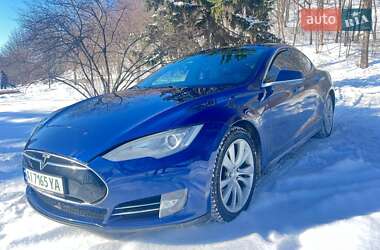 Tesla Model S  2015