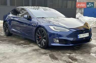 Tesla Model S 2016