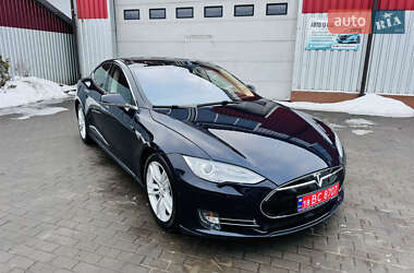 Tesla Model S  2015