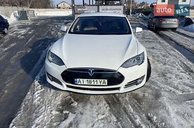 Tesla Model S 2014