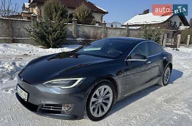 Tesla Model S  2018