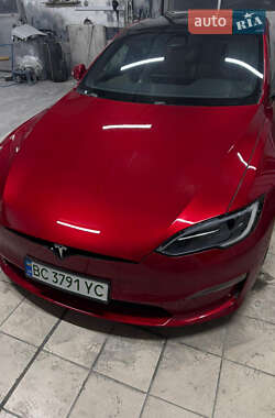 Tesla Model S  2021