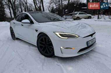 Tesla Model S 2021