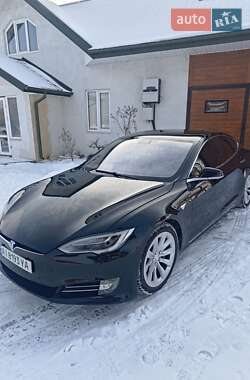 Tesla Model S  2017