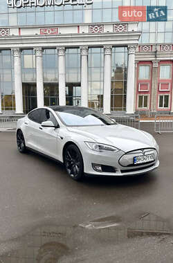 Tesla Model S  2013