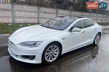 Tesla Model S  2017