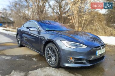 Tesla Model S  2018