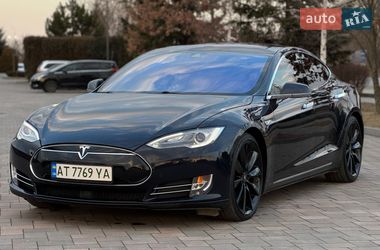 Tesla Model S  2014