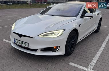 Tesla Model S  2018