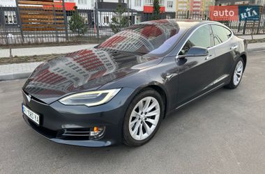 Tesla Model S  2017