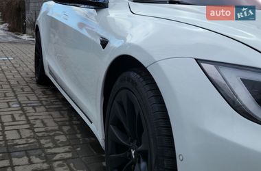 Ліфтбек Tesla Model S 2016 в Києві