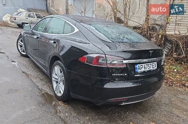 Tesla Model S  2013